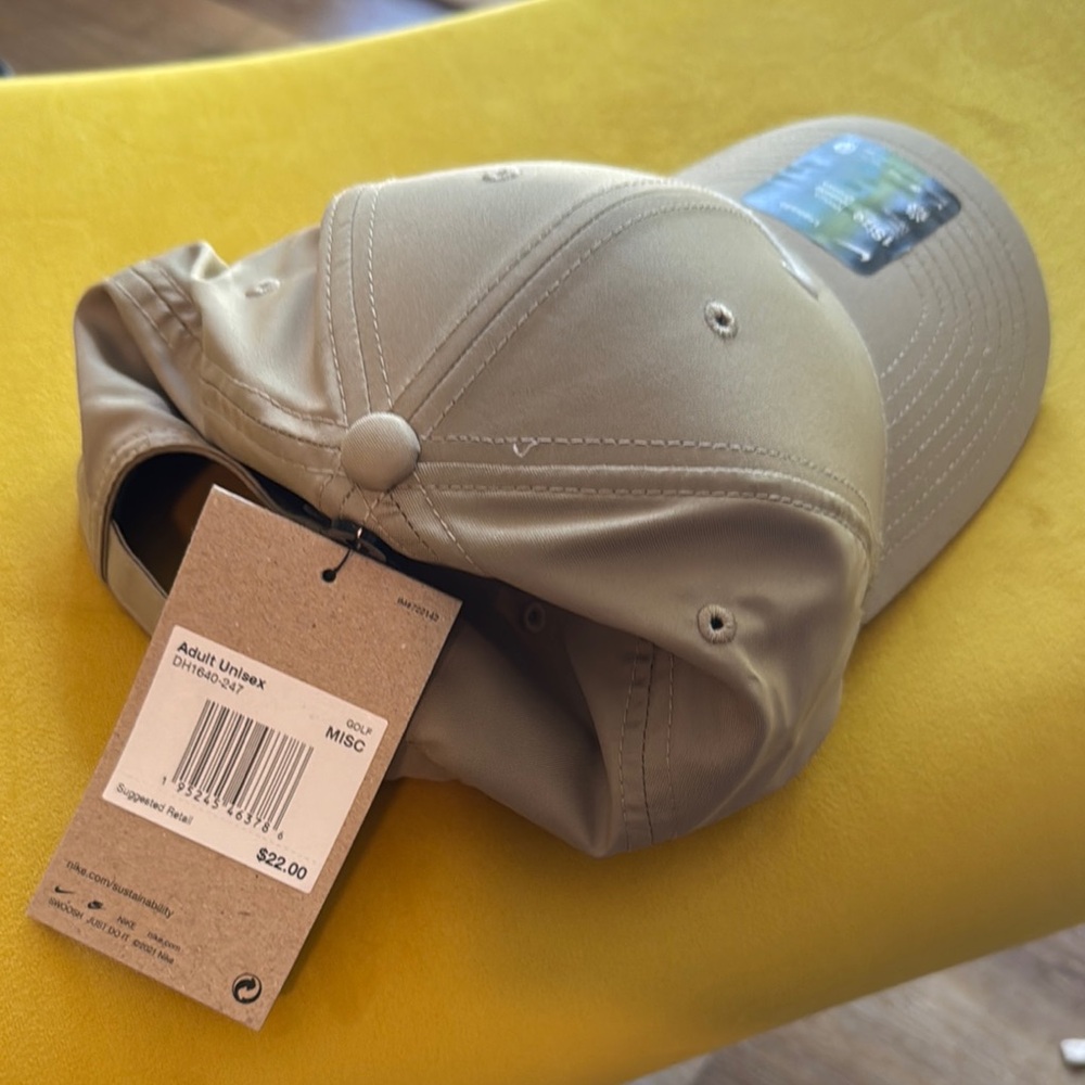 Nike Tan Cap - Picture 4 of 7